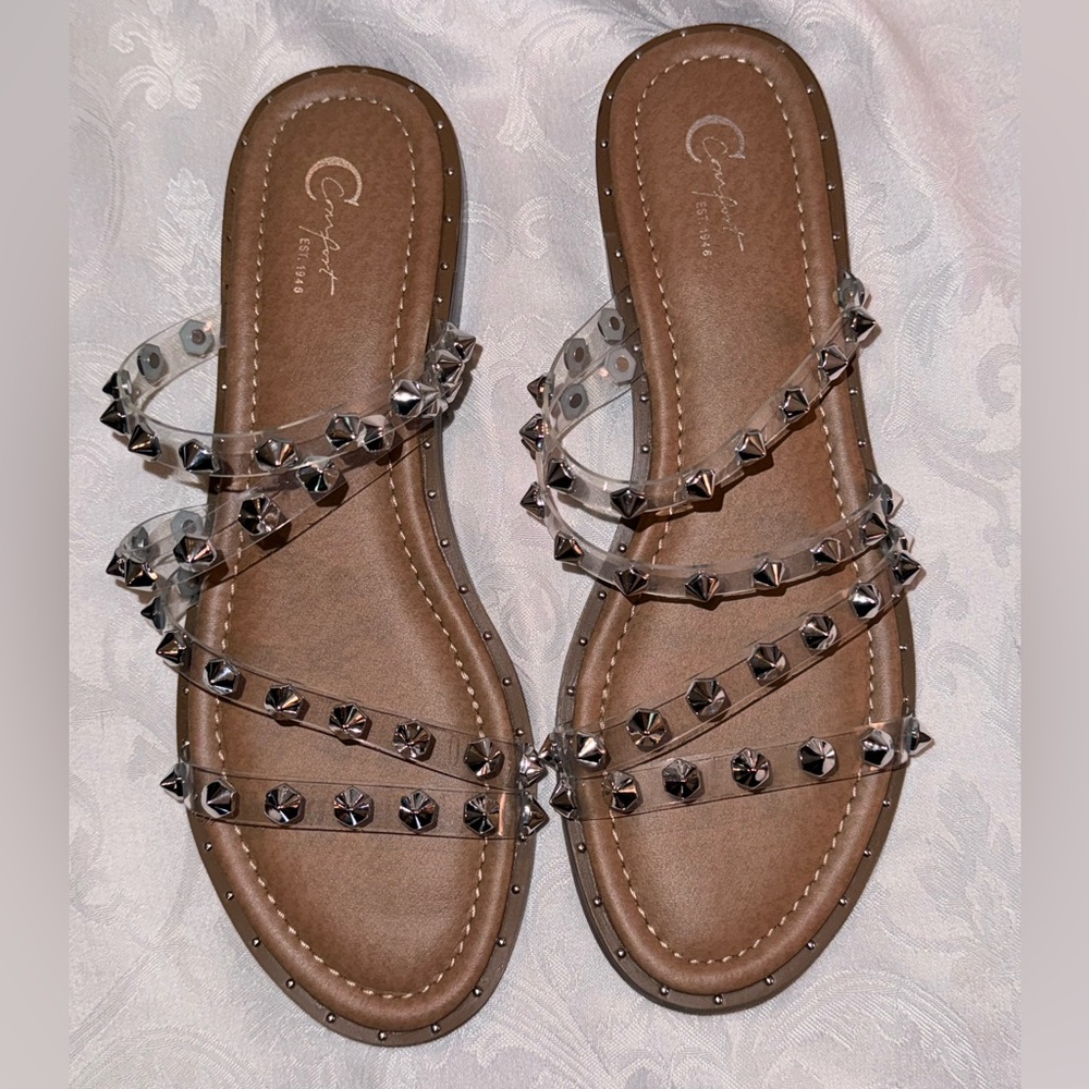Comfort EST. 1946 Clear Studded Sandals. Size 9
